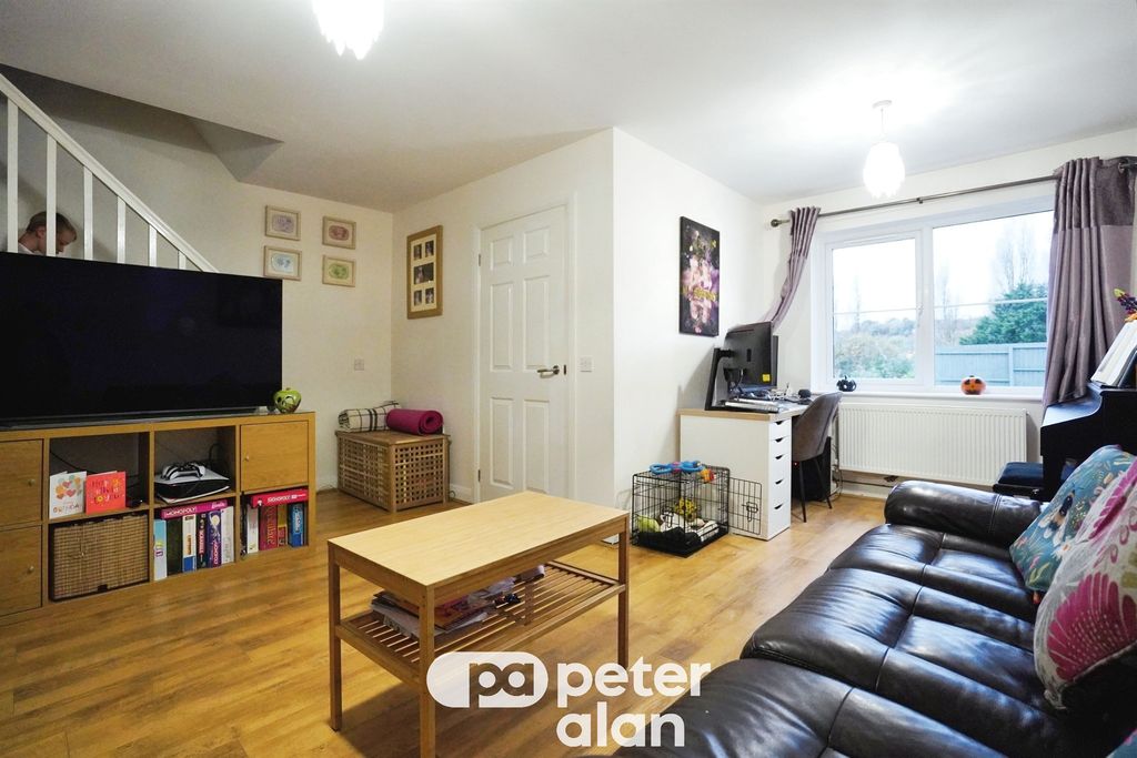 Property photo 2 of 16