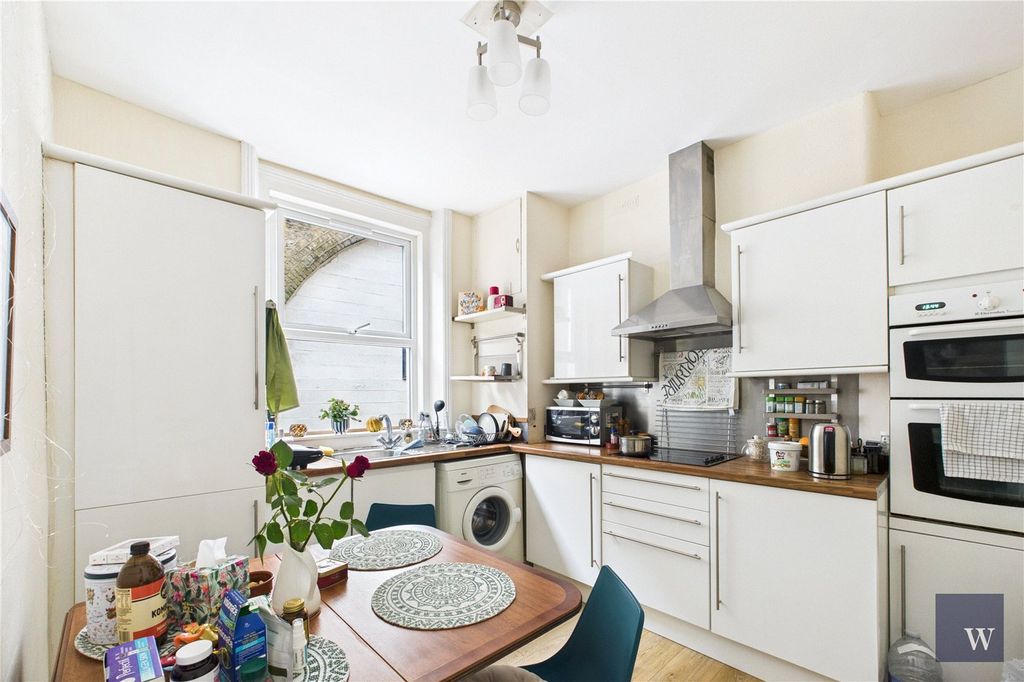 Property photo 2 of 7 Picture No. 07