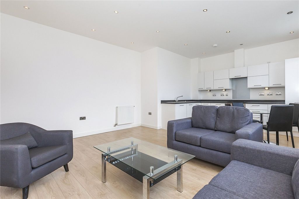 Property photo 3 of 10 Picture No. 02