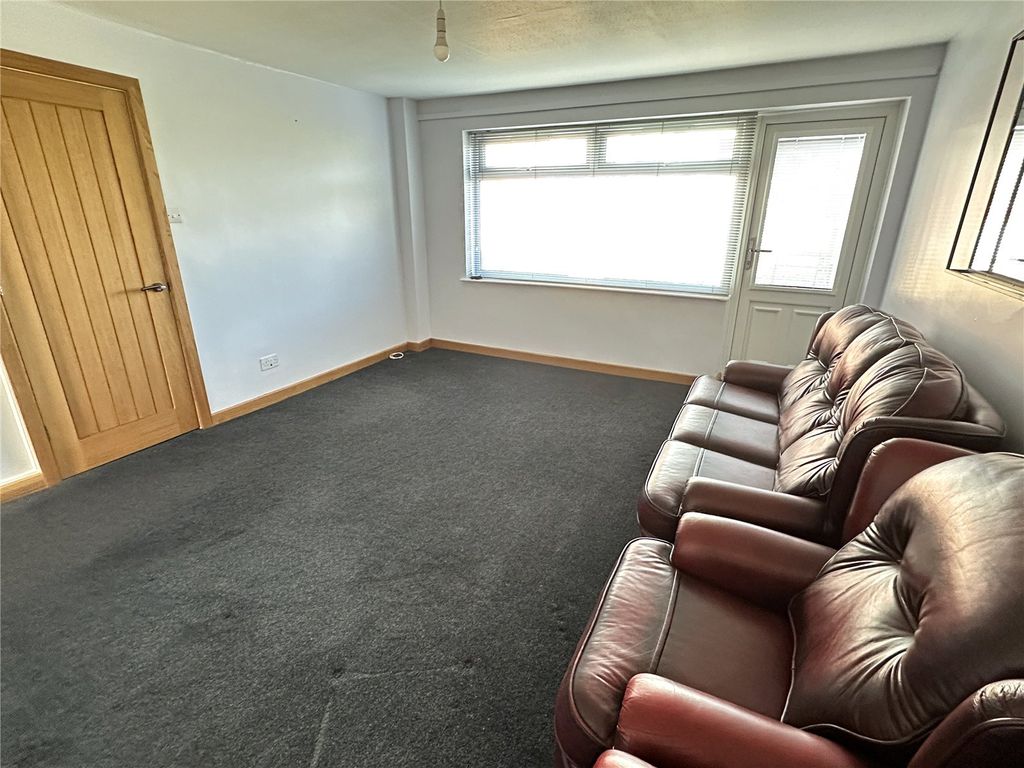Property photo 2 of 15 Picture No. 15