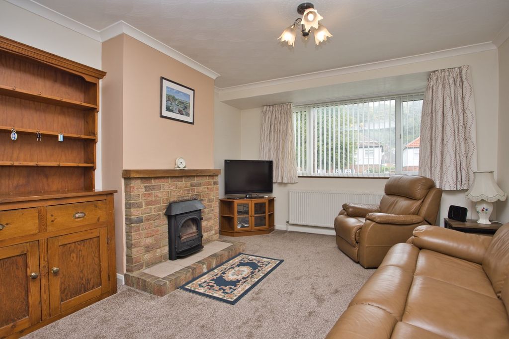 Property photo 2 of 13 Picture 2