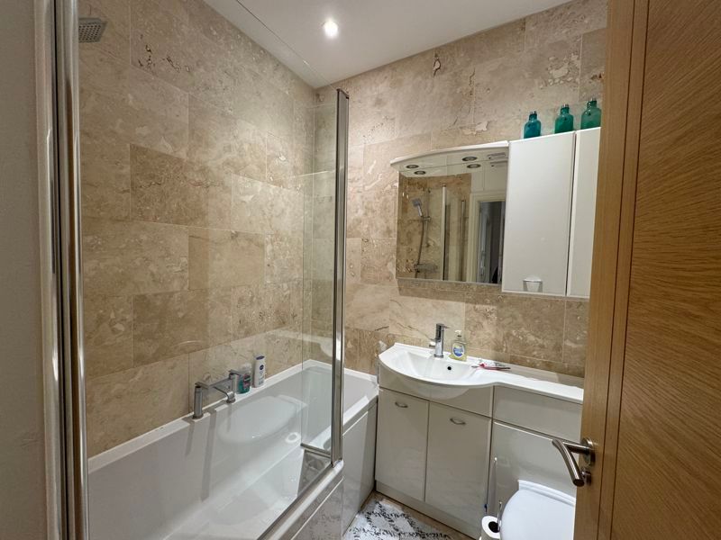 Property photo 2 of 13 Bathroom