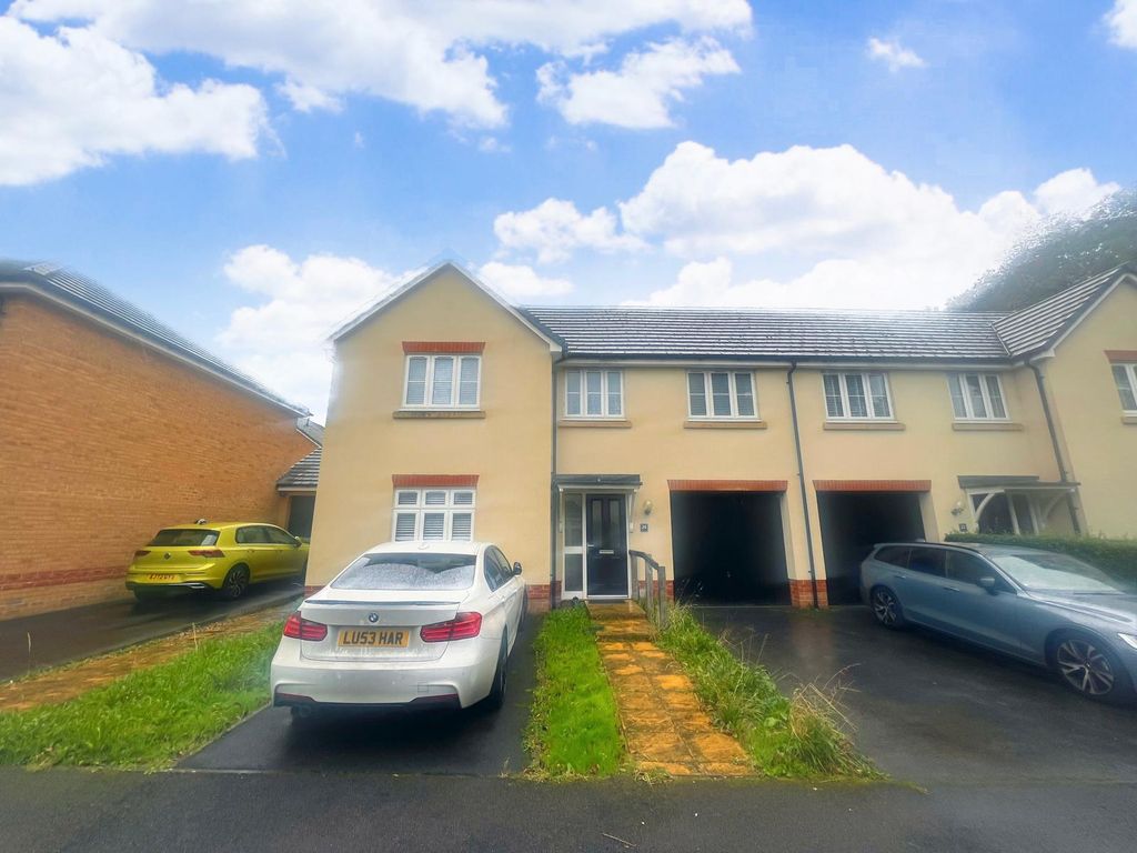 Property photo 1 of 14 Exterior