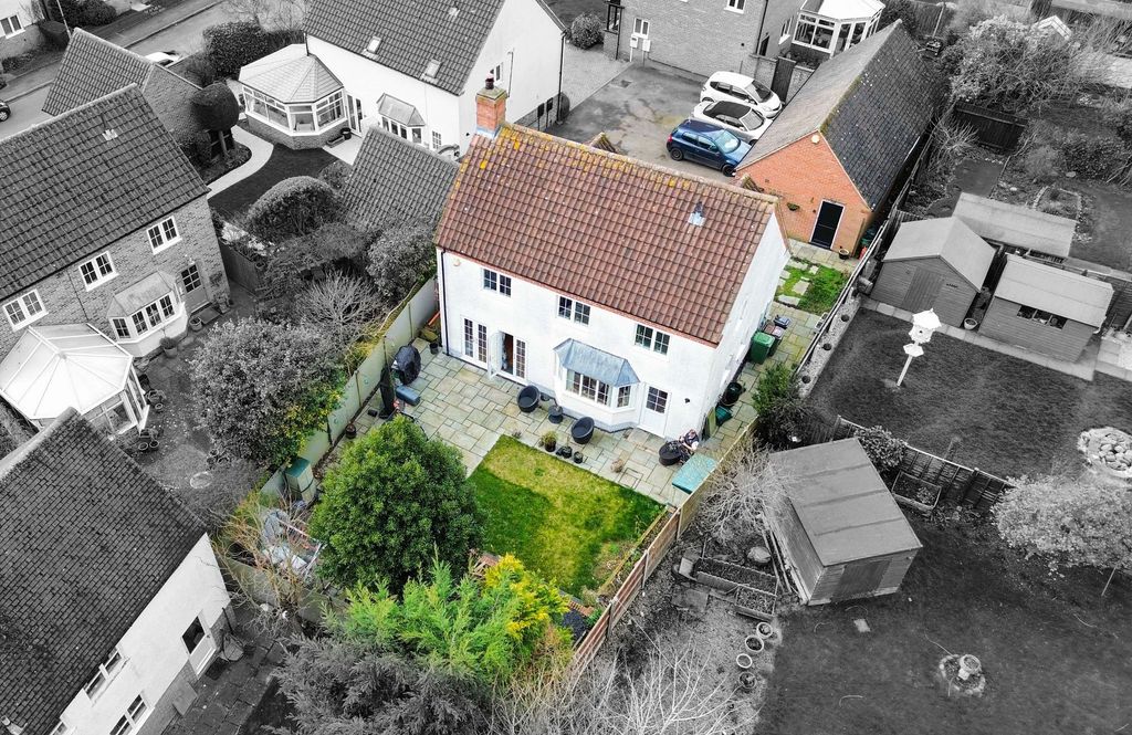 Property photo 1 of 27