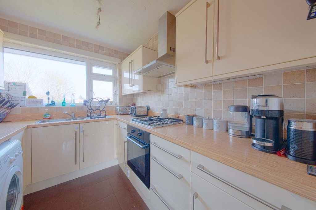 Property photo 2 of 22