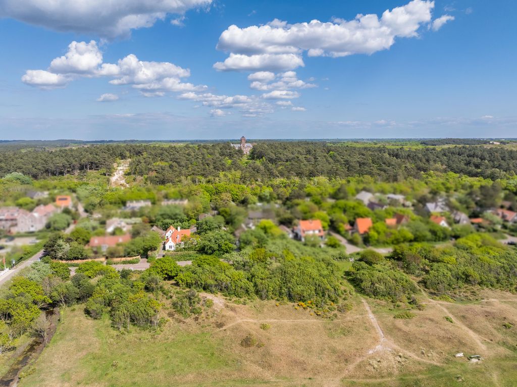 Property photo 2 of 58