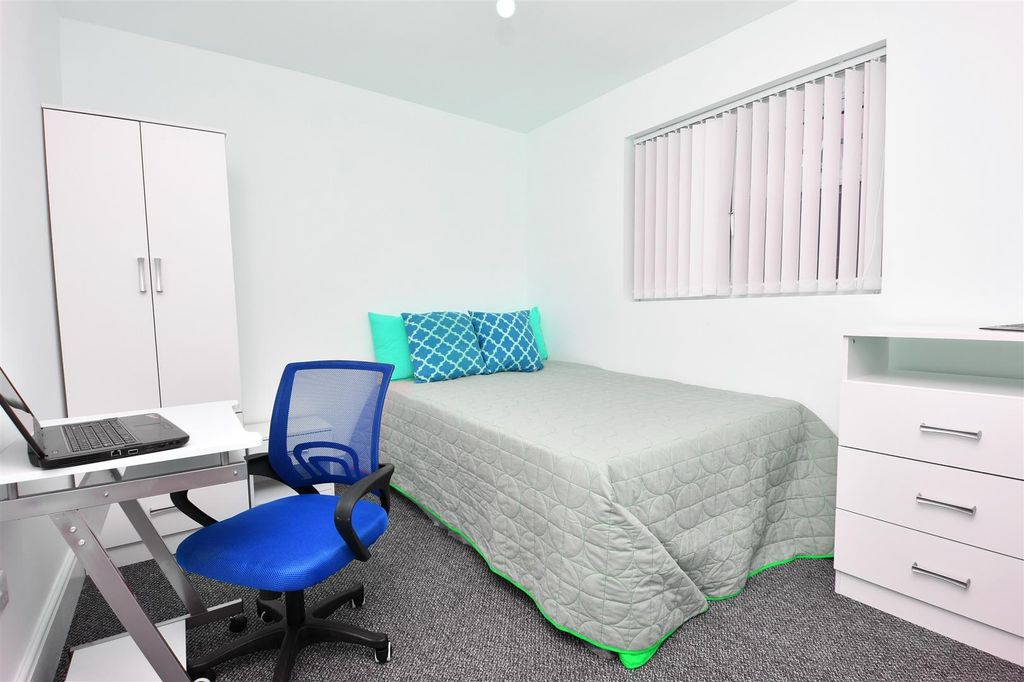 Property photo 2 of 12 9 (3).Jpg