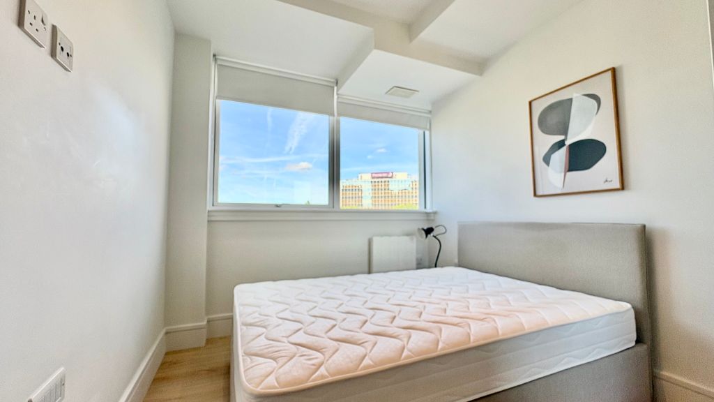 Property photo 3 of 19 Bedroom