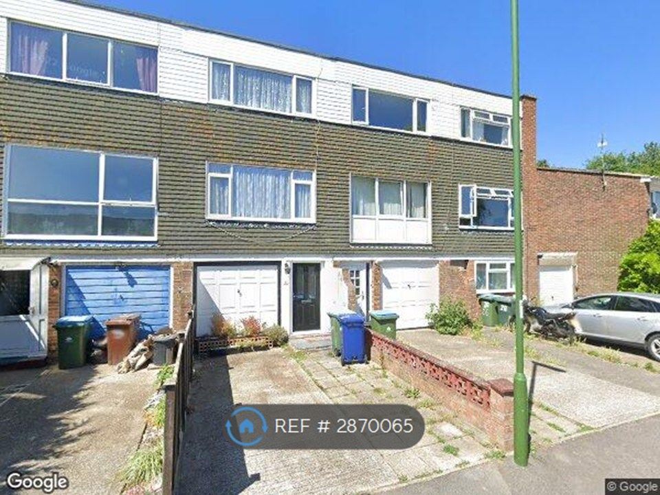 Property photo 1 of 9
