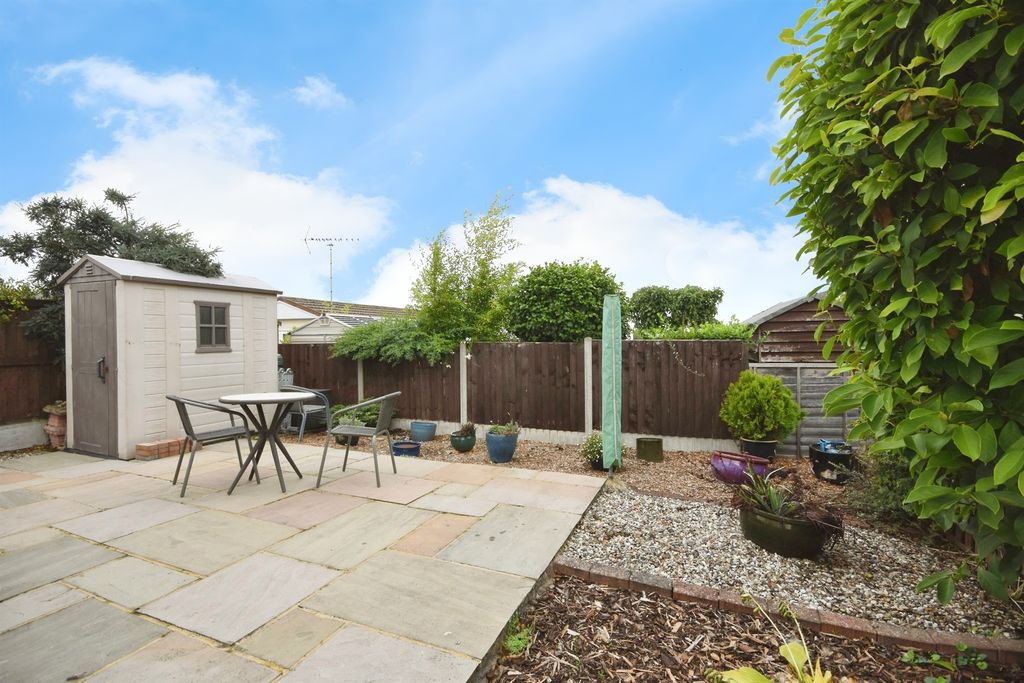 Property photo 3 of 17