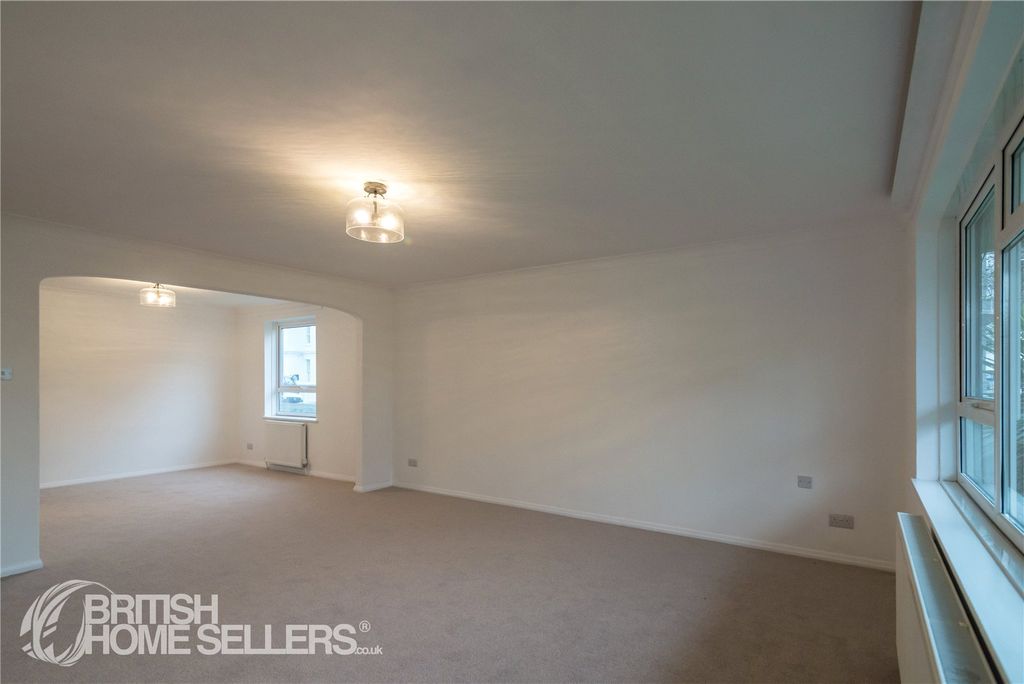 Property photo 3 of 12 Picture No. 12