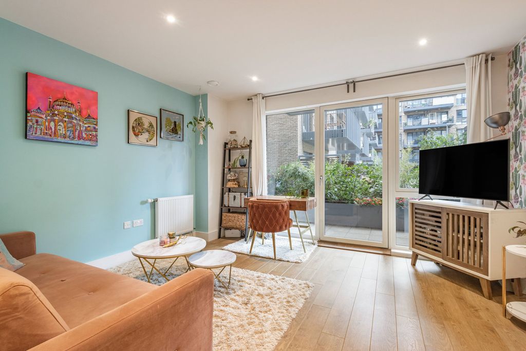 Property photo 2 of 10