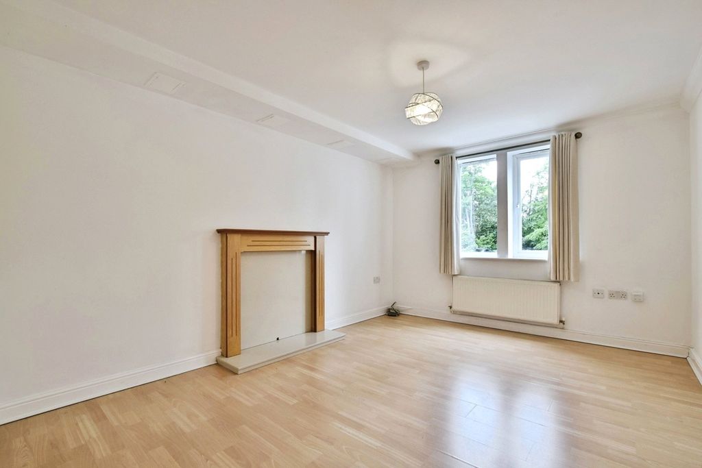 Property photo 2 of 14 Pbox-Img.Jpg