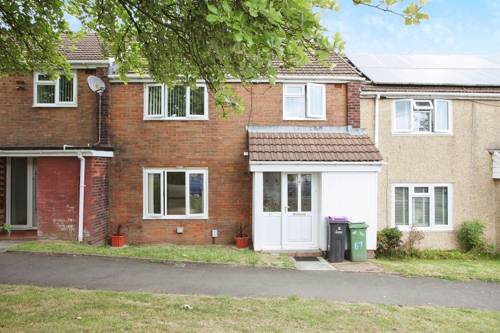 Property photo 1 of 17
