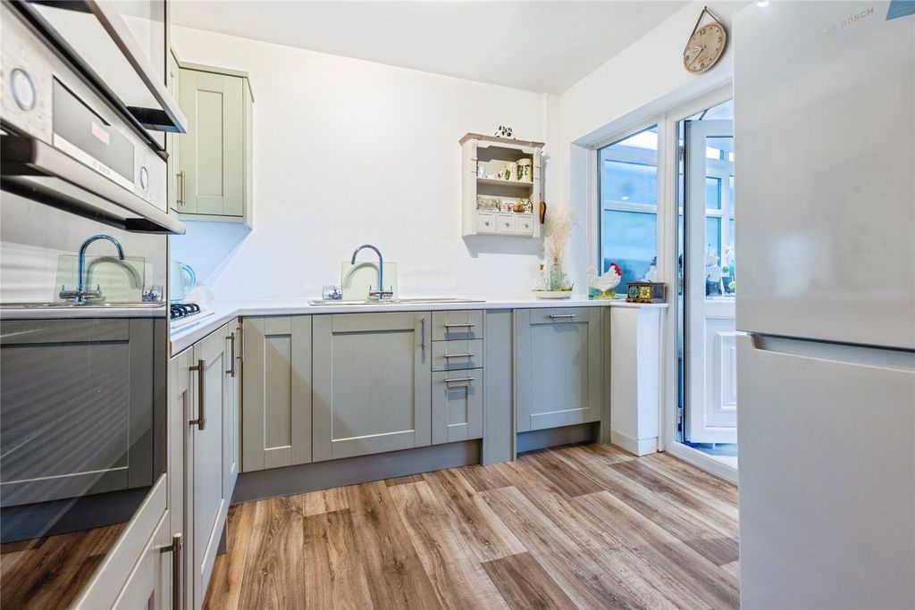 Property photo 2 of 22 Picture No. 02