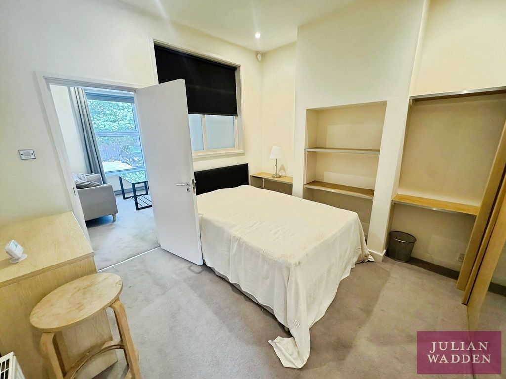 Property photo 3 of 15 Picture No. 03