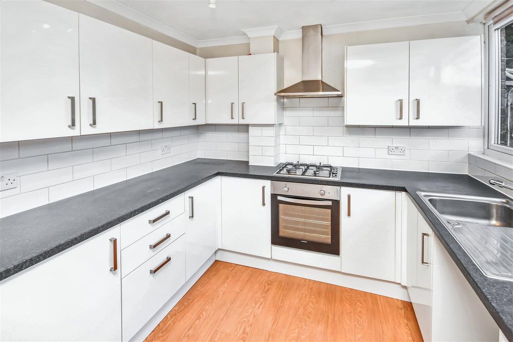Property photo 3 of 15 Dsc_0681 (1).Jpg