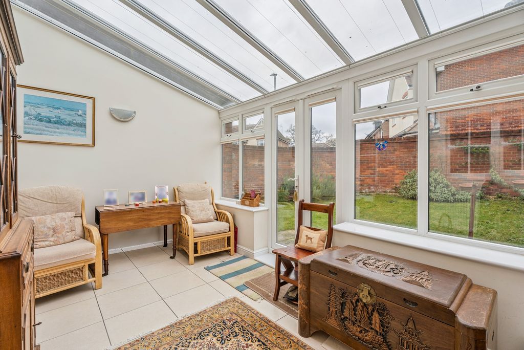 Property photo 2 of 9