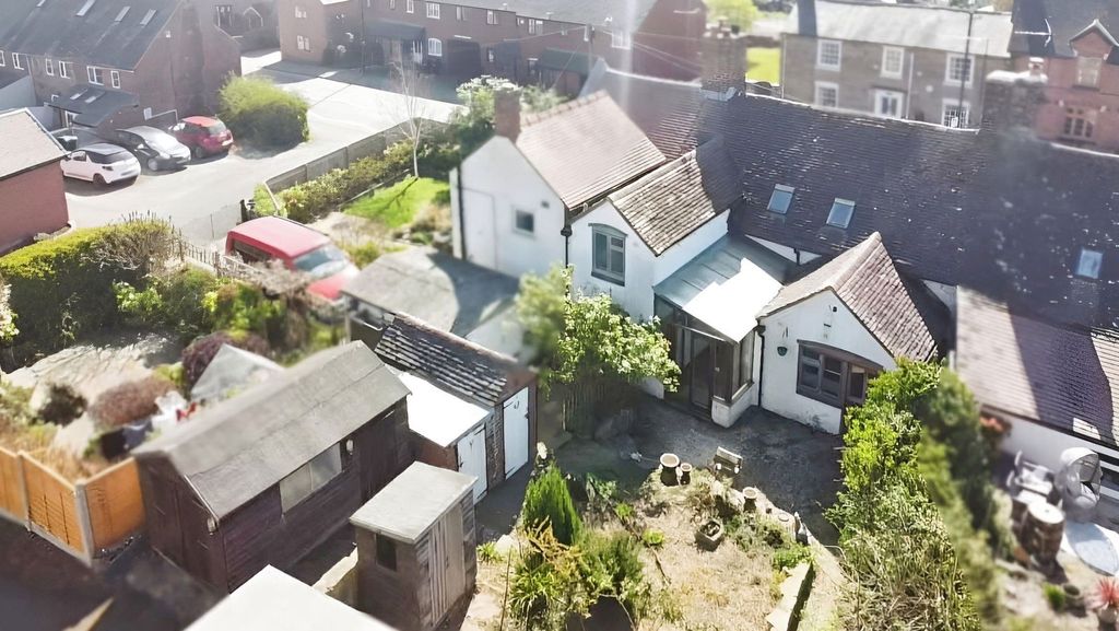 Property photo 2 of 33