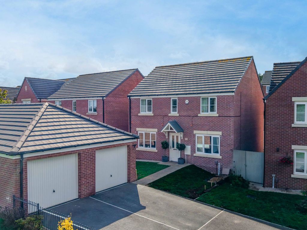 Property photo 1 of 27