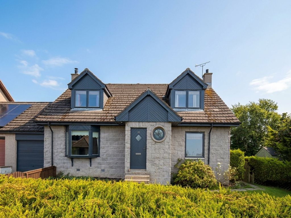 Property photo 1 of 33
