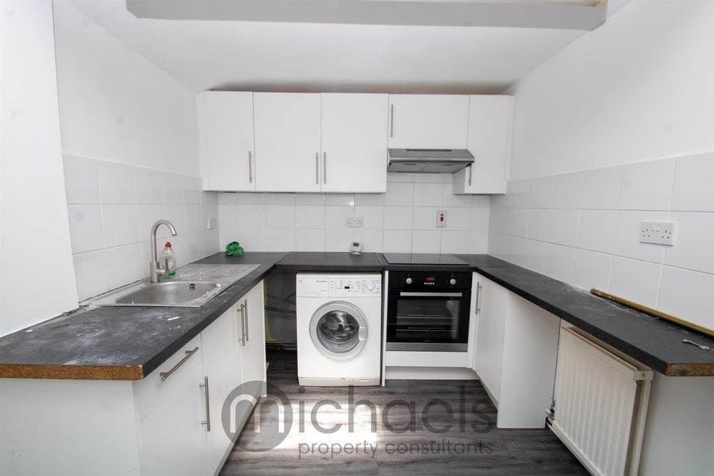 Property photo 2 of 8 Img_8031.Jpg