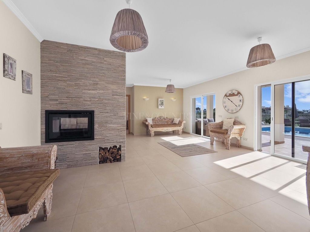 Property photo 3 of 30