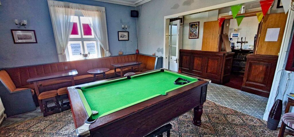 Property photo 2 of 14
