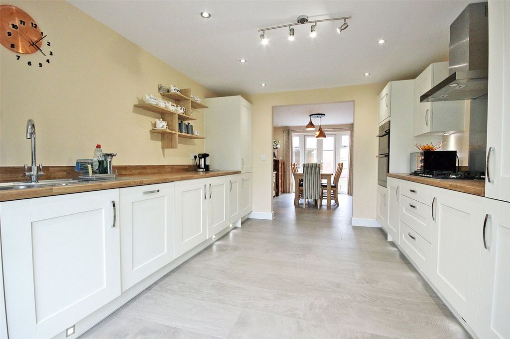 Property photo 2 of 22 Picture No. 03