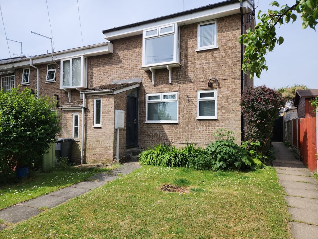 Property photo 1 of 5