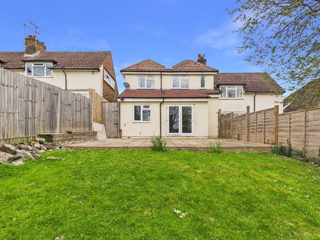 Additional image 18 of 4 bed semi-detached house for saleStar Lane, Coulsdon CR5