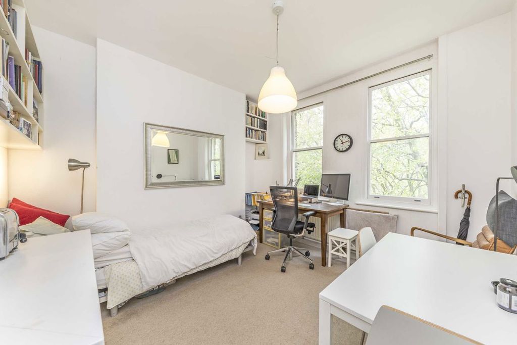 Property photo 2 of 4