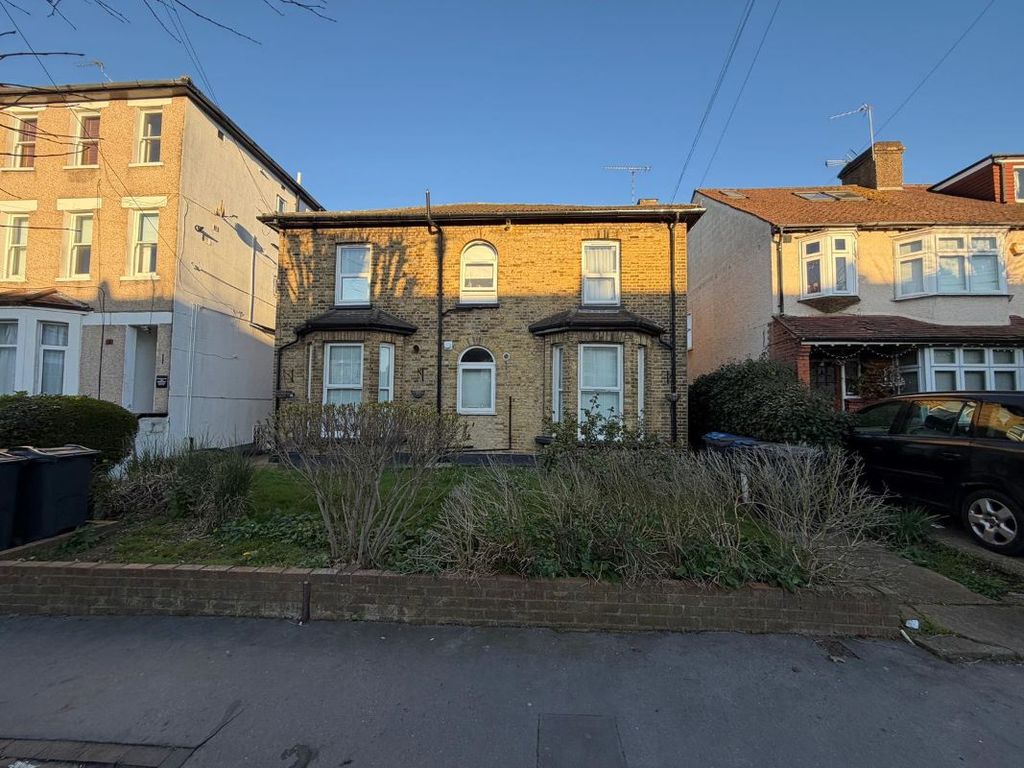 Property photo 2 of 7