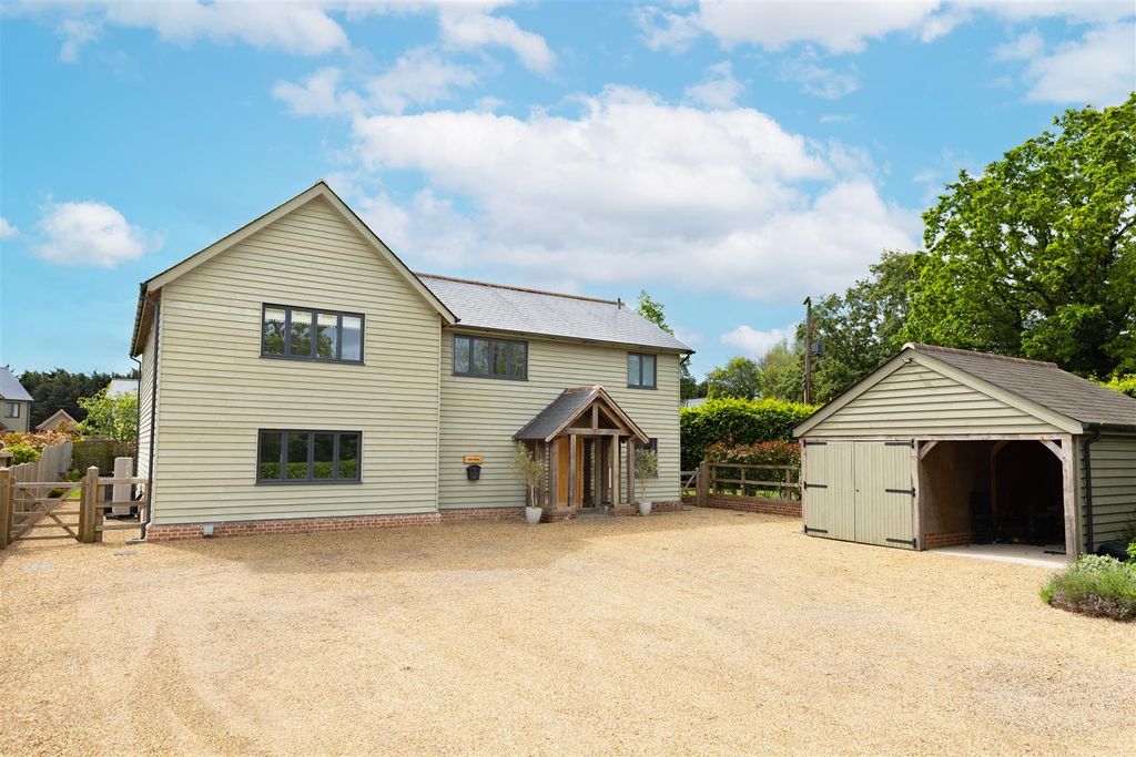Property photo 1 of 32 825A7941-Hdr.Jpg