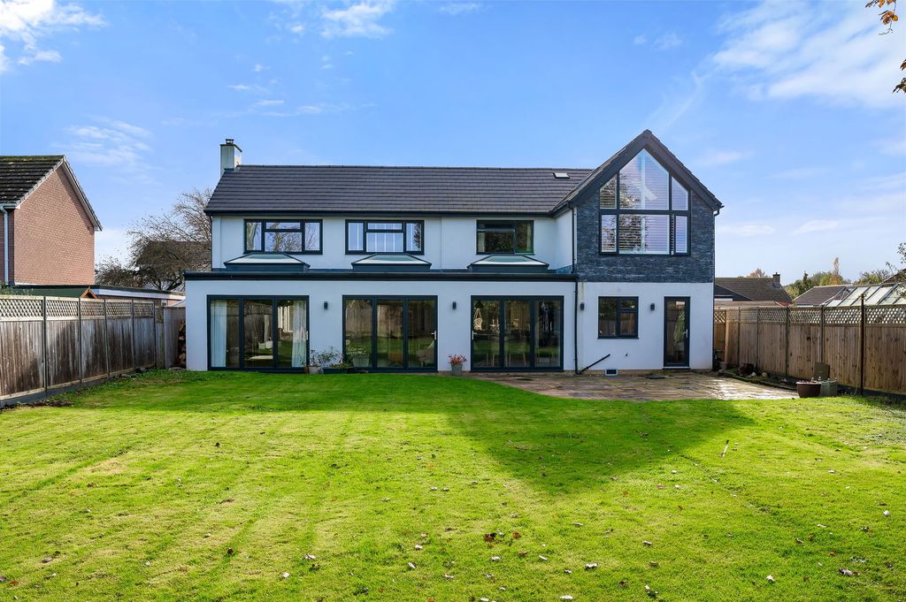 Property photo 2 of 44