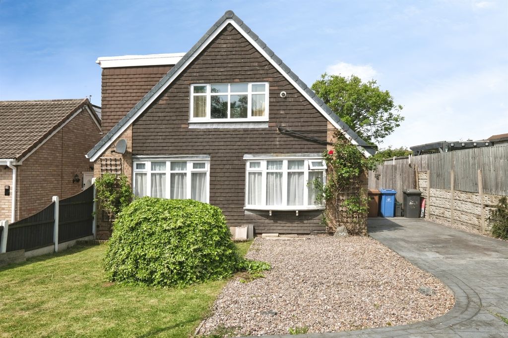 Property photo 1 of 18