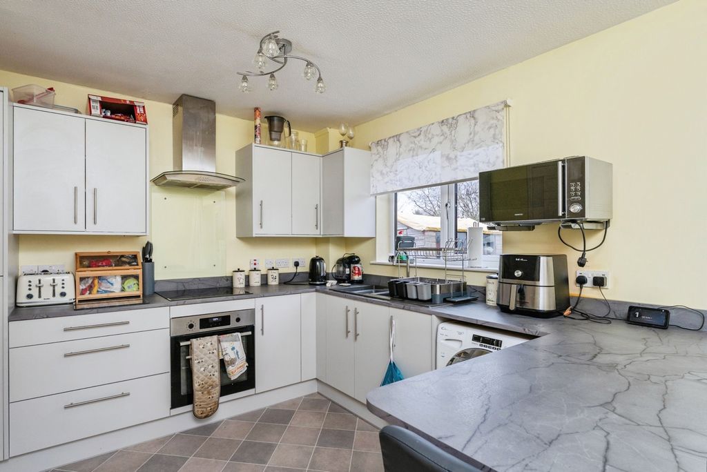 Property photo 3 of 26 Pbox-Img.Jpg