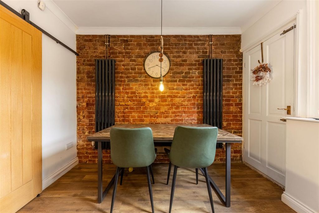 Property photo 3 of 30 Ba-14.Jpg