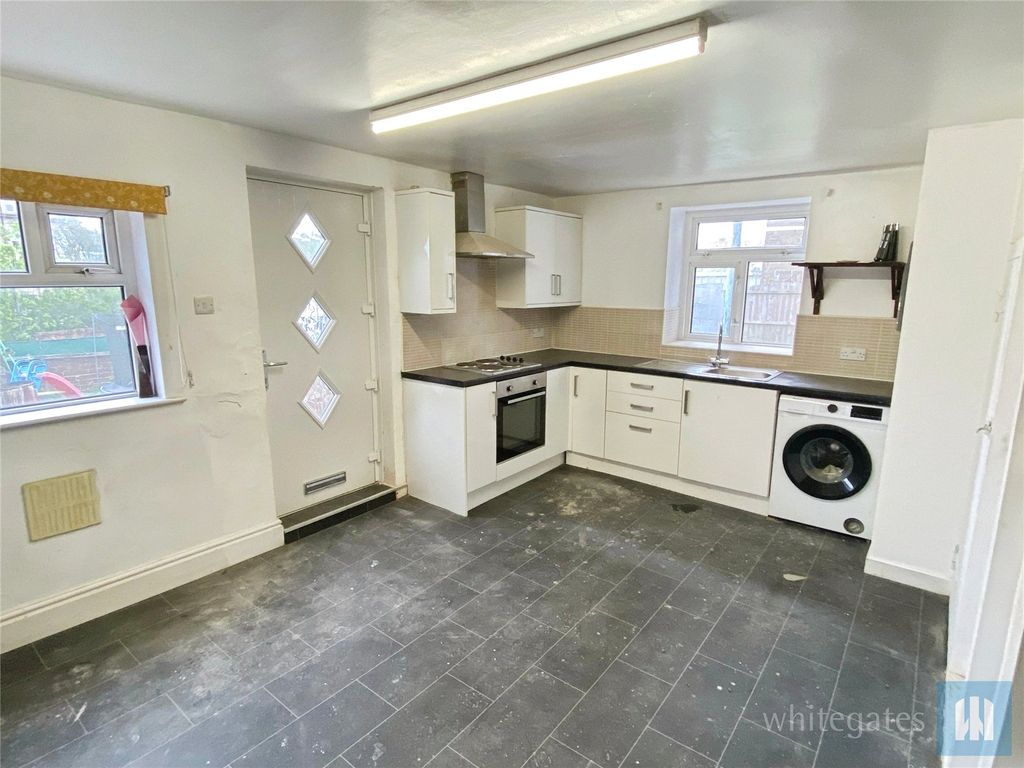 Property photo 3 of 10 Picture No. 07