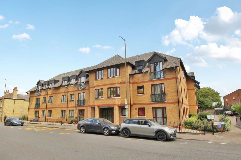 Property photo 1 of 10