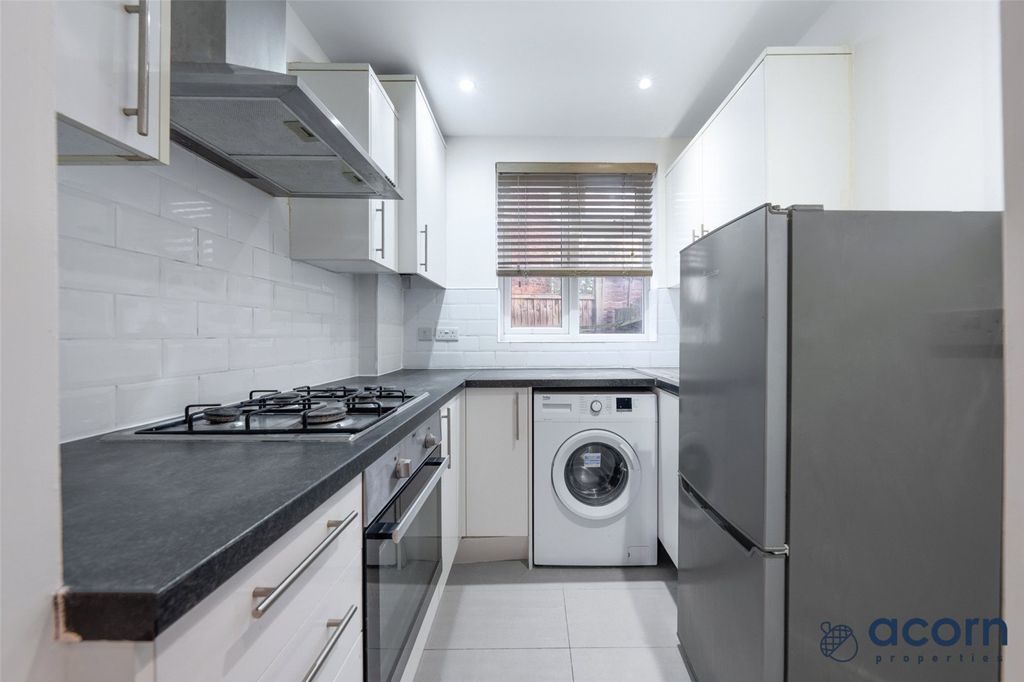 Property photo 3 of 12 Picture No. 04