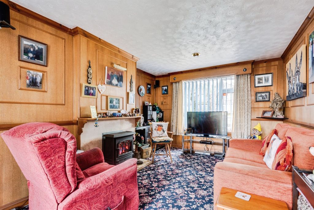 Property photo 3 of 14