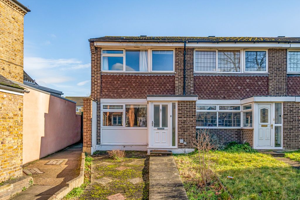 Property photo 1 of 16 4857051