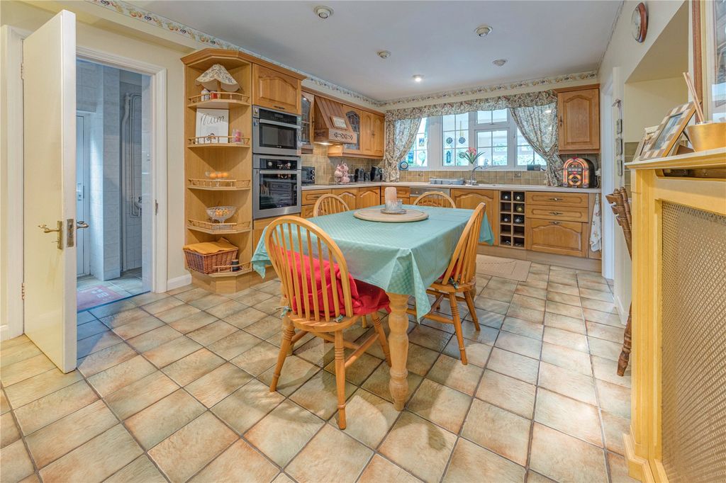 Property photo 3 of 14 Picture No. 46
