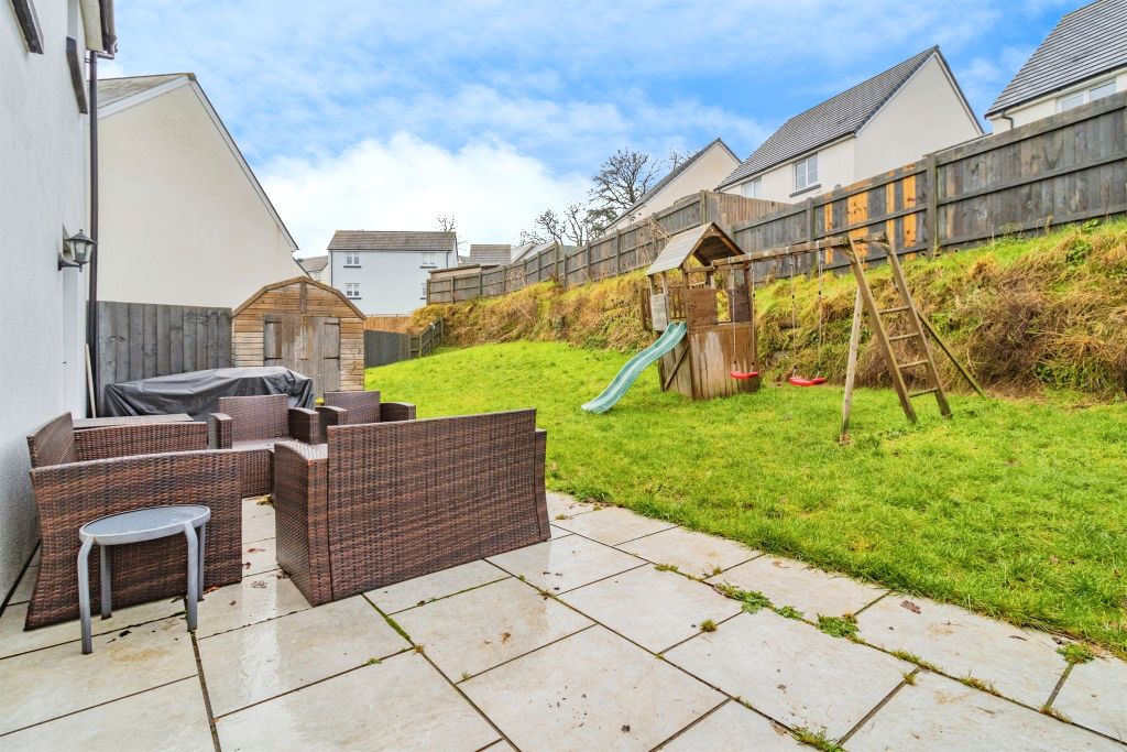 Property photo 2 of 29