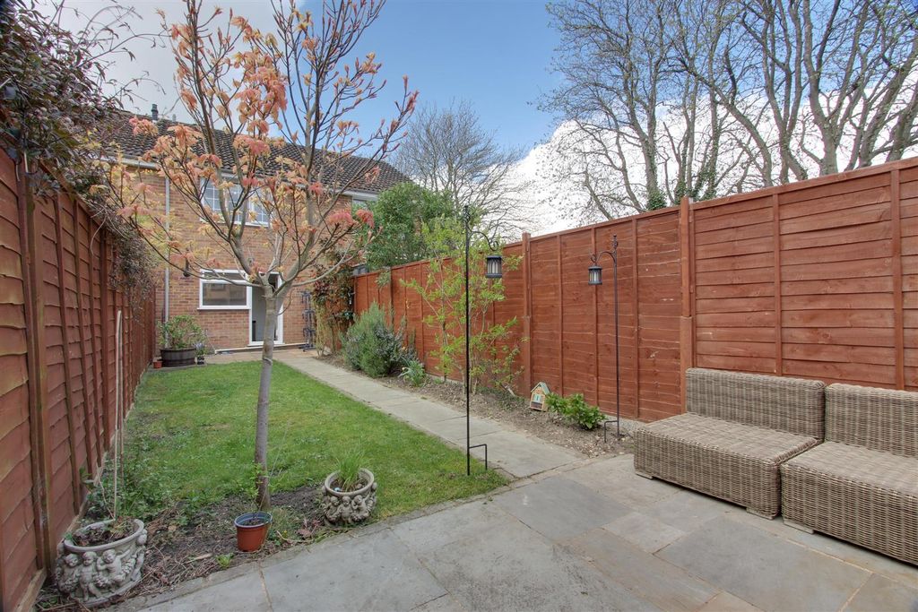 Property photo 2 of 14 Img_4274-Img_4279.Jpg