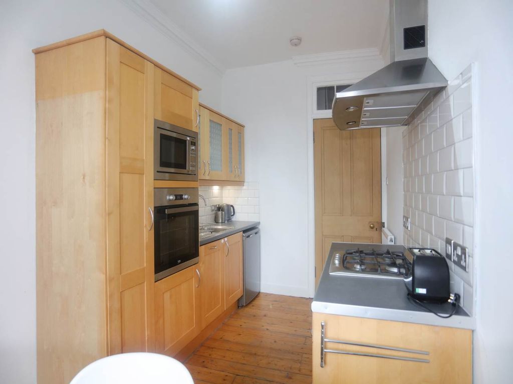 Property photo 3 of 11 1V7A0088
