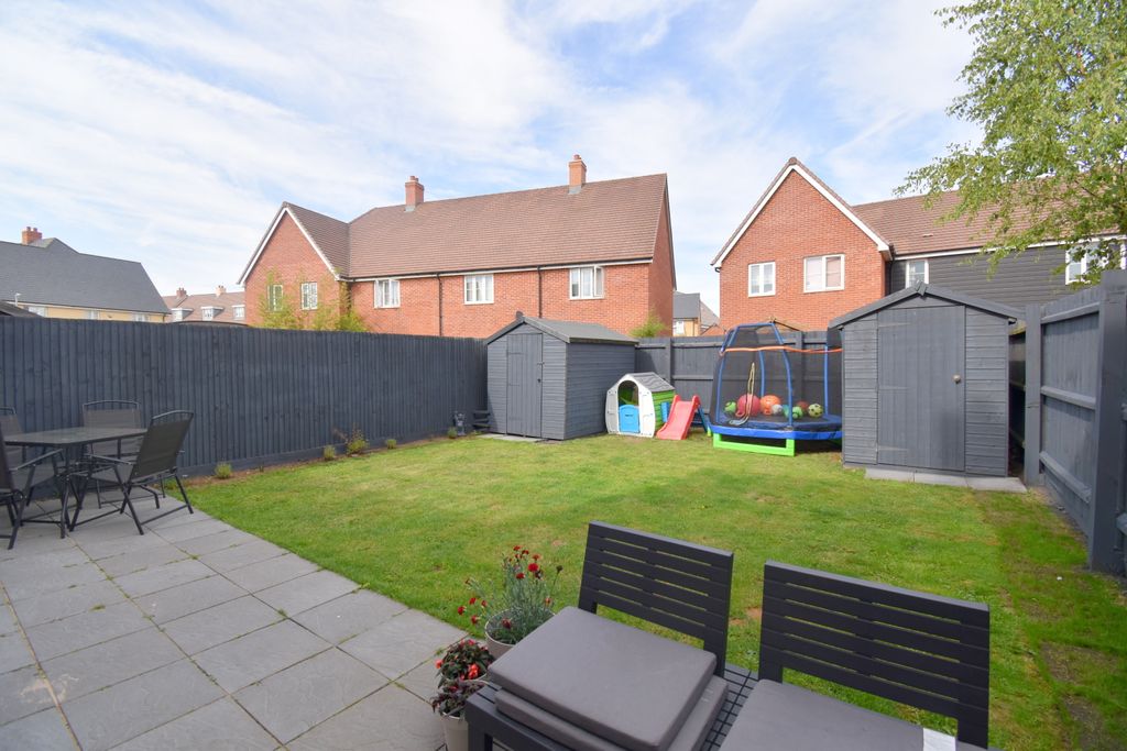 Property photo 2 of 19
