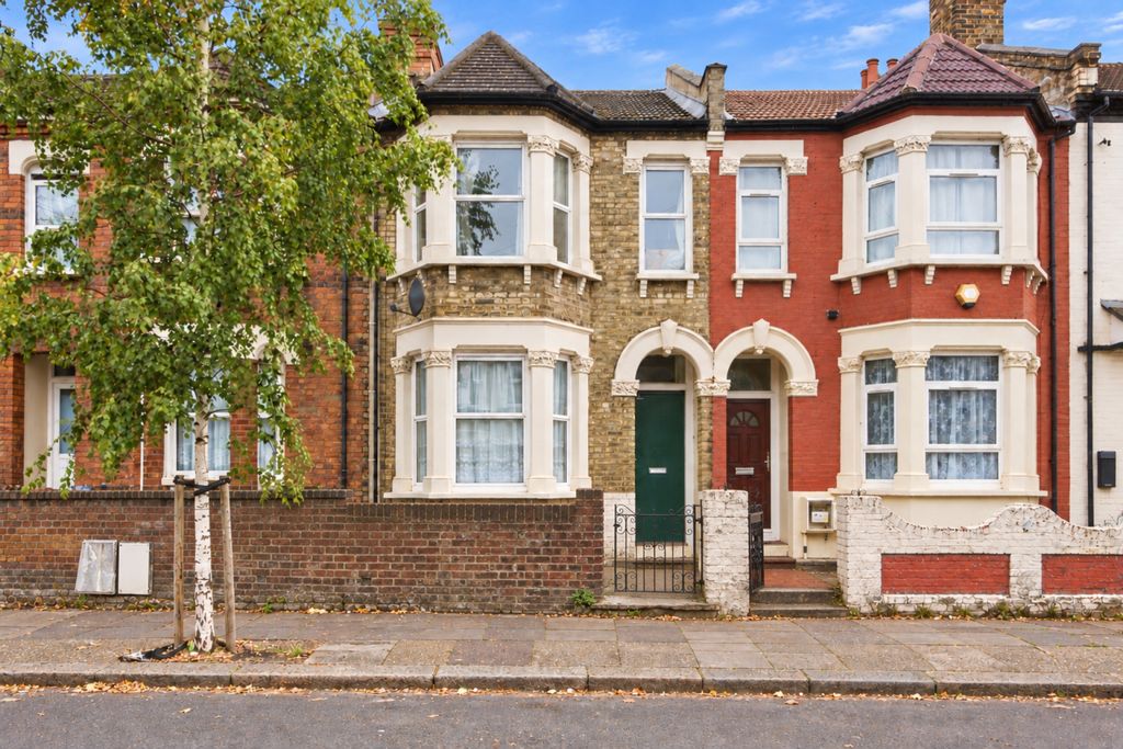 Property photo 1 of 6