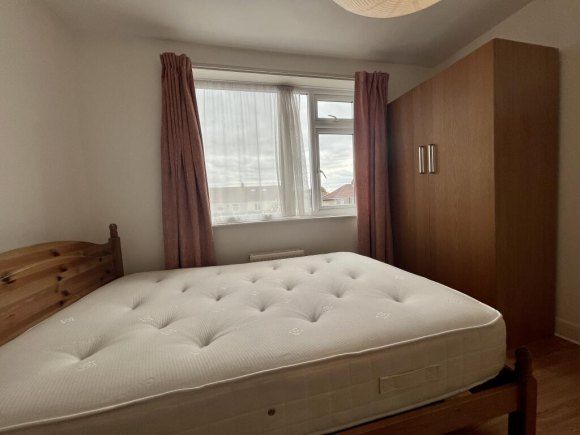 Property photo 3 of 8 1Ec5F5Dfdc0257Bf32d3A2Cde4Ddff9B.Jpeg